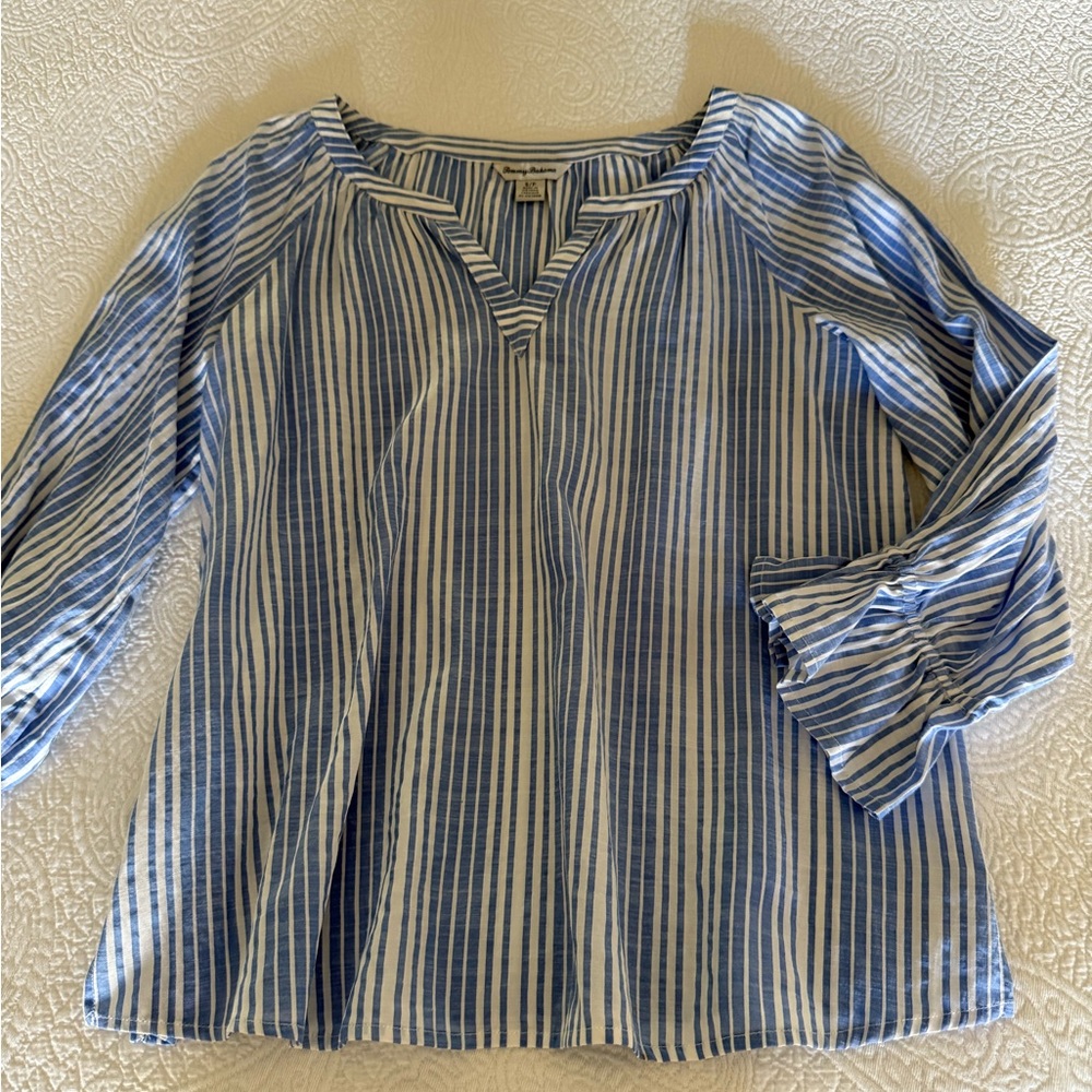 Tommy Bahama Blue & White Striped Top❗️